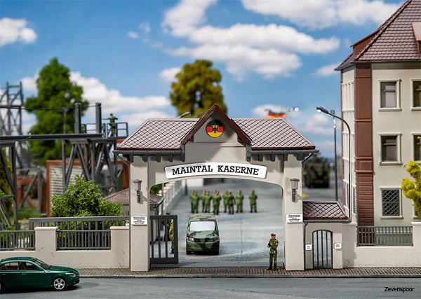 144100 Faller Kasernen-Haupteingang 3 144100 Faller Kasernen-Haupteingang