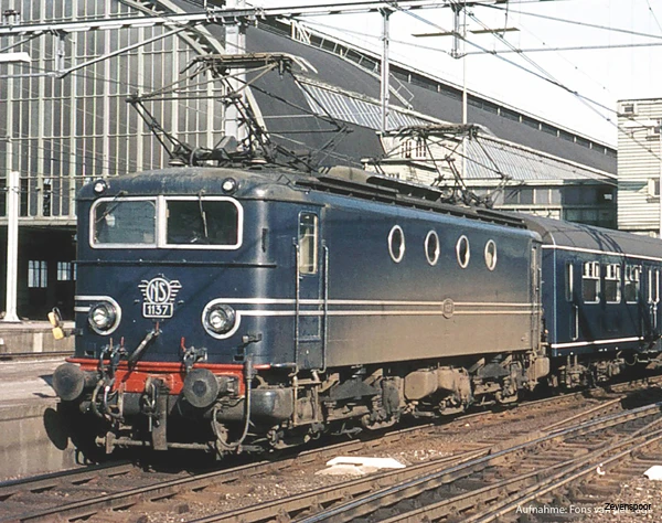 51365 Piko ~E-Lok Rh 1100 NS Blau III + PluX22 Dec. 3 51365 Piko ~E-Lok Rh 1100 NS Blau III + PluX22 Dec.