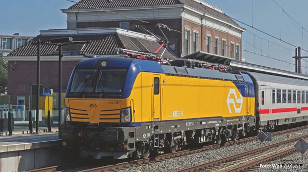 59731 Piko E-Lok/Sound BR 193 ELL NS VI + PluX22 Dec. 3 59731 Piko E-Lok/Sound BR 193 ELL NS VI + PluX22 Dec.