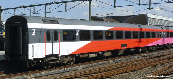 97637 Piko Personenwg. ICR 2. Kl. Fyra V 3 97637 Piko Personenwg. ICR 2. Kl. Fyra V