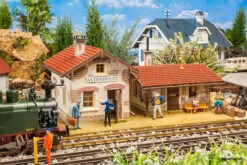330896 Faller Pola-G Bahnhof Altenholz