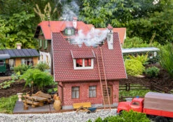 331091 Faller Pola-G Brennendes Klinkerhaus